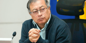 Presidente Petro anuncia alocución pública esta noche; mientras tanto, camioneros mantienen los bloqueos