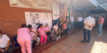 Con jornadas de prevención en la calle, avanza lucha contra el cáncer de mama