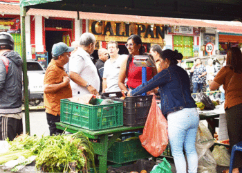 En Sevilla se trabaja en el fortalecimiento de mercado campesino