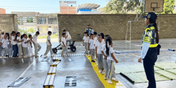 En Yotoco, capacitan a los niños en normas de tránsito