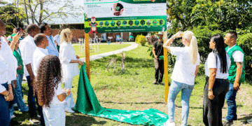 Fortalecen granja agrícola escolar en Guacarí