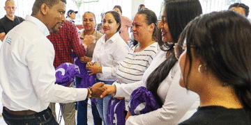 Mujeres vallecaucanas aprenderán a manejar maquinaria pesada
