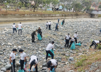Policía comunitaria lideró jornada de amor por el río Tuluá