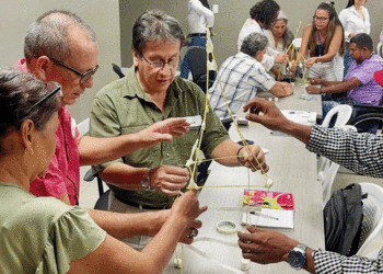 Veedores ciudadanos participan en seminarios para fortalecer sus competencias