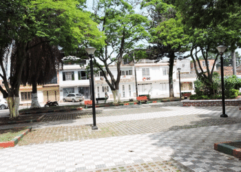 Calle arriba, calle abajo en el barrio El Jardín