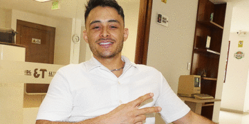 David Reyes interpreta junto a Junior Posada «Uno al año»