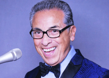 Desde Los Ángeles a Colombia: Yari More, el intérprete de la salsa romántica