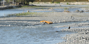 El río Tuluá está convertido en un botadero de basura y desechos (Más Caucherazos aquí) 👇🏽 
