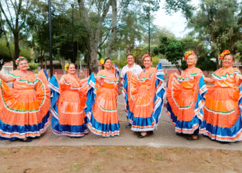 Sol Naciente: Grupo de Danzas de Adultas Mayores Representa a Tuluá y al Valle en Concurso Nacional de Boyacá