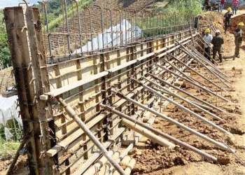 Avanzan obras para recuperar la vía hacia Las Partidas en Sevilla