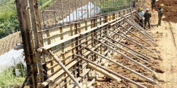 Avanzan obras para recuperar la vía hacia Las Partidas en Sevilla