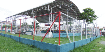 Calle arriba, calle abajo en el barrio La alameda I