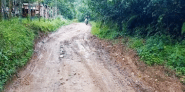 Campesinos de Bugalagrande recibieron placas huellas; en la obra se invirtieron más de $1.000 millones