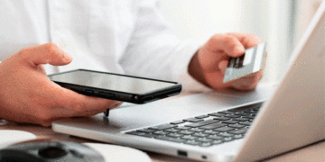 La nueva reforma tributaria del Gobierno propone gravar con IVA las compras internacionales inferiores a 200 dólares