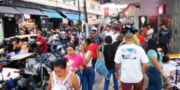 Tuluá Despierta: La Calle Sarmiento se abre a los peatones y el comercio se extiende hasta medianoche
