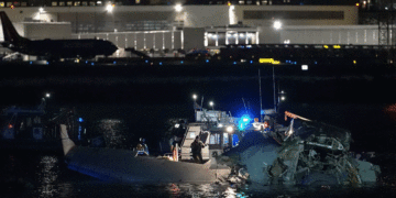 Accidente aéreo en Washington cobra la vida de entrenadores y jóvenes promesas del patinaje mundial