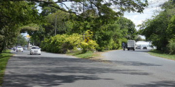 Deficiente señalización en el sur de Tuluá pone en riesgo la seguridad vial