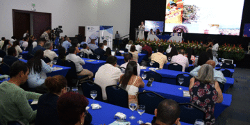 El Valle implementará estrategia de apoyo socioemocional para frenar deserción escolar