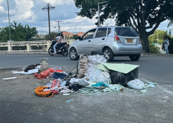El puente de Las Brujas; un punto crítico por el mal manejo de residuos