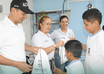 En Pardo Alto entregaron insumos de la política social