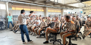 Internos de la Cárcel en Tuluá aprendieron a usar el aceite usado