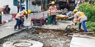 Renovación de pavimento y drenaje en marcha para mejorar la infraestructura vial en Sevilla