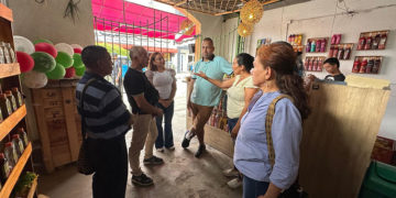 Yotoco impulsa la economía rural con entrega de motor diésel para mejorar la producción panelera