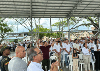 Bugueños se unieron en Oración por la Paz