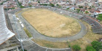El Doce de Octubre convertido en un “peladero”