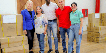 Entregan dotaciones a instituciones educativas oficiales en Guacarí