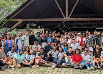 Jóvenes piden ser escuchados por el Congreso