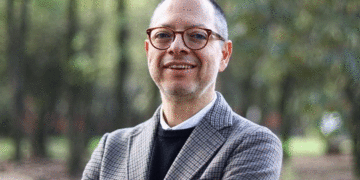 Ministro de Cultura, Juan David Correa, también renuncia a su cargo