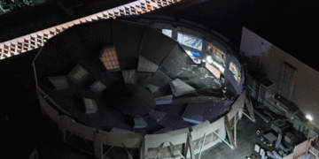 Tres muertos y más de 70 heridos tras colapso del techo de un centro comercial en Perú