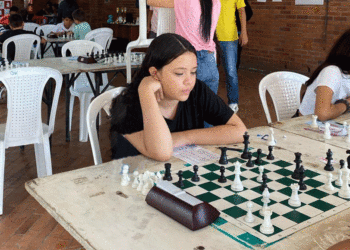 Salomé Paredes, la joven tulueña que brilla en el ajedrez colombiano