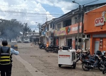 Atentado con moto bomba en Cauca deja varios heridos