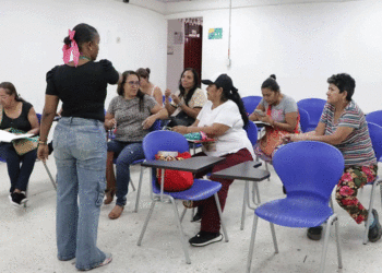 Capacitaron a emprendedoras de Yotoco en técnicas de atención al cliente