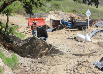 Bolívar avanza en pavimentación con el programa “Obras por Impuestos”