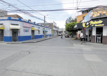 Calle arriba, calle abajo en el Barrio Las Delicias: El sector goza de una amplia dinámica comercial