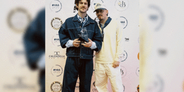 Zarzaleño ganó premio internacional como mejor artista plástico en Nueva York