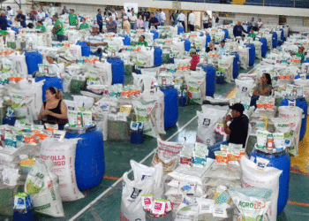 Campesinos de Tuluá recibieron insumos agrícolas gracias al programa Valle Agro 2025