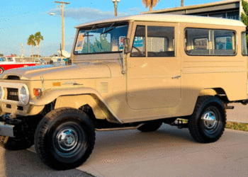 Millonaria venta en EE. UU.: Toyota clásica restaurada en Buga se subasta por una sorprendente cifra