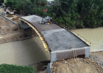 Obras del puente Papayal ya alcanzan el 85% de avance