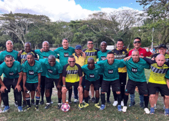 Ocho equipos buscan la gloria en la fase final del Torneo Cabellos de Plata