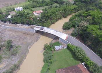 Puente de Papayal avanza en un 90% y estaría listo antes de finalizar mayo