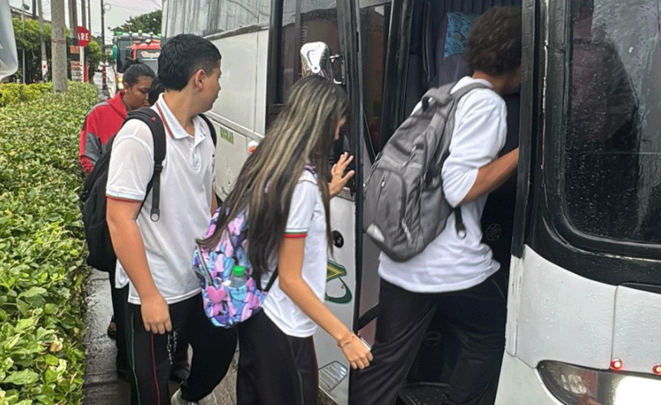 Verifican condiciones de rutas escolares en la I.E. Jovita Santacoloma