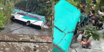 Bus de turismo cayó al río Quindío en Salento
