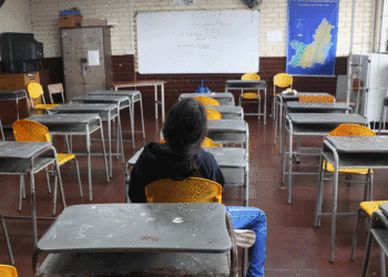 Decreto de Petro genera alerta en sector educativo privado: “Podría cerrar miles de colegios”