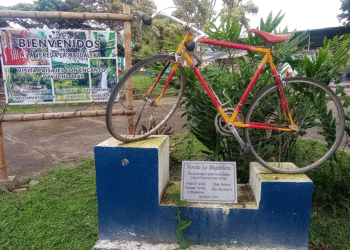 La Magdalena rinde homenaje a ciclistas y promueve el turismo ecológico en Buga