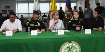 “No vamos a ceder, no podemos arrodillarnos ante los delincuentes”: Gobernadora del Valle desde el PMU