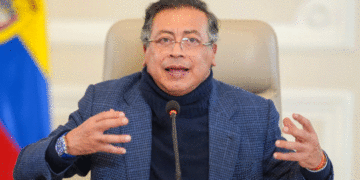 Petro convocará por decreto la consulta popular que el Congreso hundió